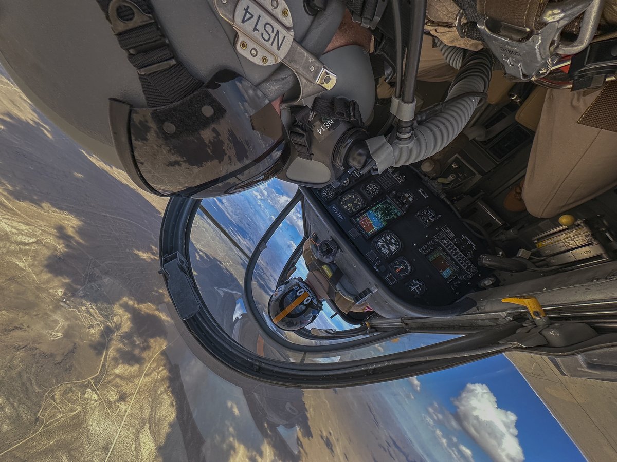 Pilot helmet or football helmet? ✈️ 🏈 Here we go, NASA, here we go! NASA pilot Nils Larson flies NASA T-34C while wearing his pilot helmet with Steelers logo visible, while NASA photographer Jim Ross captures their aerobatic maneuver. @steelers 🔗:go.nasa.gov/4aElI4R