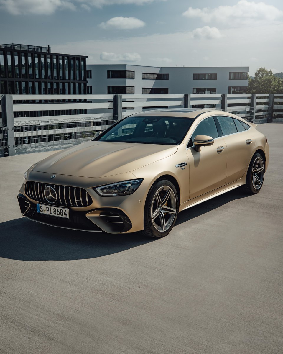 A driving experience like no other.

#MercedesAMG