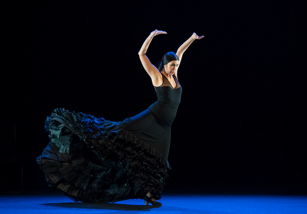 #DANCE #REVIEW Paco Peña Flamenco Dance Company: Solera <a href="/Sadlers_Wells/">Sadler's Wells</a> 'highlighting the transition between youth and maturity, neither being superior, but existing simultaneously to create a mesmeric piece' ⭐️⭐️⭐️⭐️⭐️ thereviewshub.com/paco-pena-flam… #London