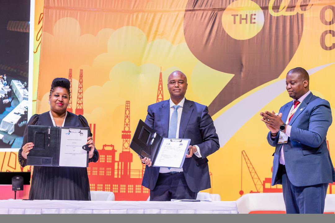 We have signed a Memorandum of Understanding with the @UgandaChamber to among other things; 1. Support the private sector in the mining, and petroleum industries. 2. Collaborate in policy advocacy to foster a conducive business environment in the mining, oil, and gas sectors.