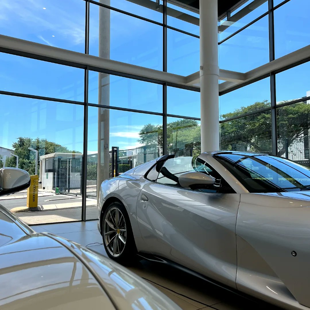 AutogramW's tweet photo. Ferrari 812 GTS
Powered by :
6.5L Naturally Aspirated V12
800 Horsepower
718 Nm of Torque
7 Speed Dual Clutch automatic
With Lauch Control
Rear wheel drive
0-100kph in 2.9 seconds
340 Kph Unlimited Top Speed
14 Second roof mechanism
#savethev12 #autogram_ww #reviews #novitec https://t.co/tt6KzC1iu8