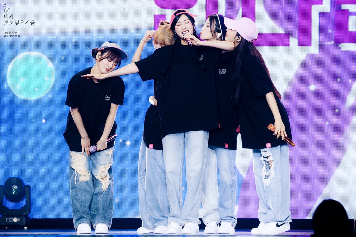 missu_ej's tweet photo. 240419 우리의 13주년을 축하해🤍

#에이핑크 #Apink 
#APINK_13TH_SPRING
#에이핑크와_함께하는_13번째_봄 https://t.co/55Ko564za8