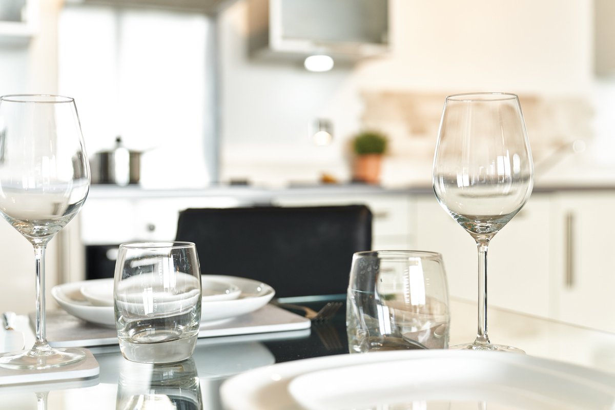 ShortStay:MK tweet media