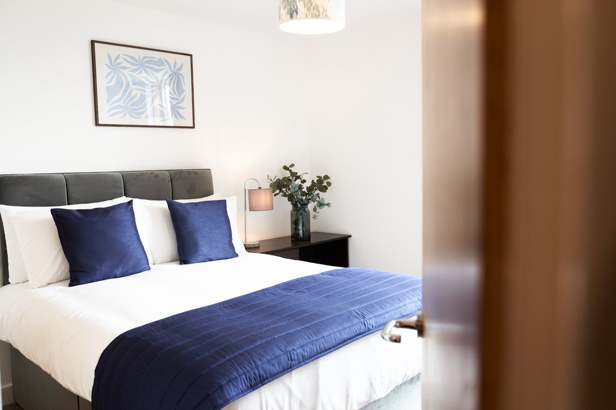 ShortStay:MK tweet media