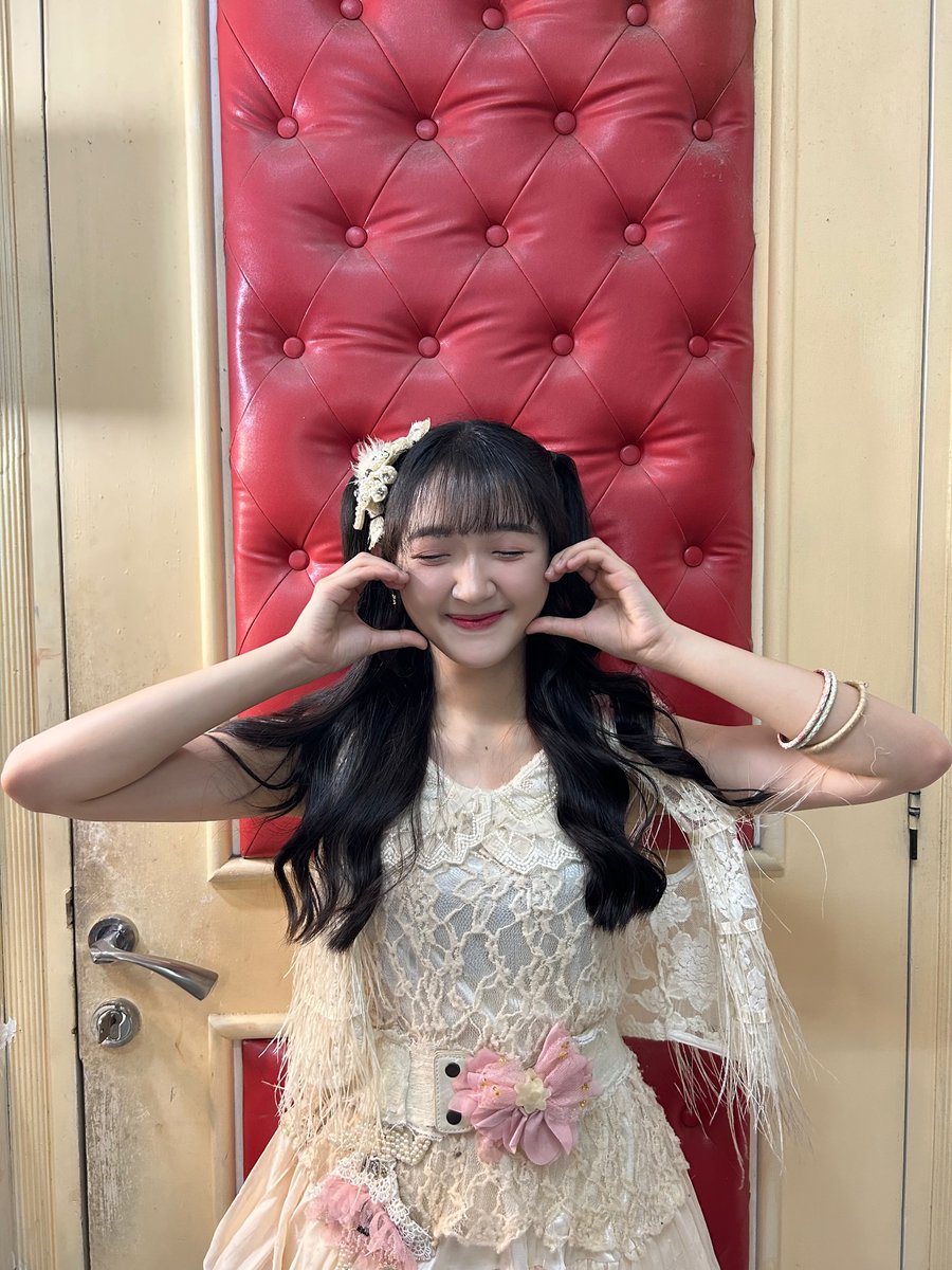 AU_LiaJKT48's tweet photo. hari ini US hagavi!!! seneng banget akhirnya bawain hagavi, gimana gimanaa? 🤩 https://t.co/evoWaY2wFz