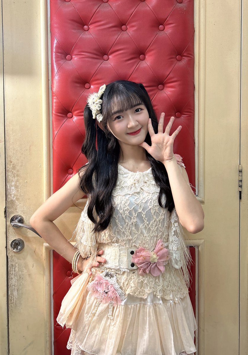 AU_LiaJKT48's tweet photo. hari ini US hagavi!!! seneng banget akhirnya bawain hagavi, gimana gimanaa? 🤩 https://t.co/evoWaY2wFz