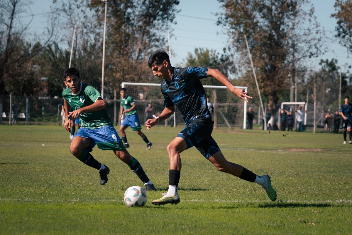 qacoficial's tweet photo. @Oficial_CASM ⏱ Entretiempo

✅ Quilmes derrota a San Miguel por 2 a 0.

⚽ Mazzurco y Di Marco https://t.co/3TWuaj5Gj7