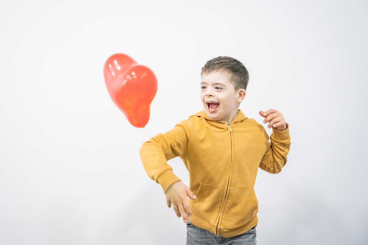 UNICEFRomania's tweet image. UNICEF and the Municipality of Bucharest inaugurated an Thursday &quot;The Magical Rainbow&quot; Respiro center, for children with disabilities and their families. Children with disabilities have the same rights as any other children.