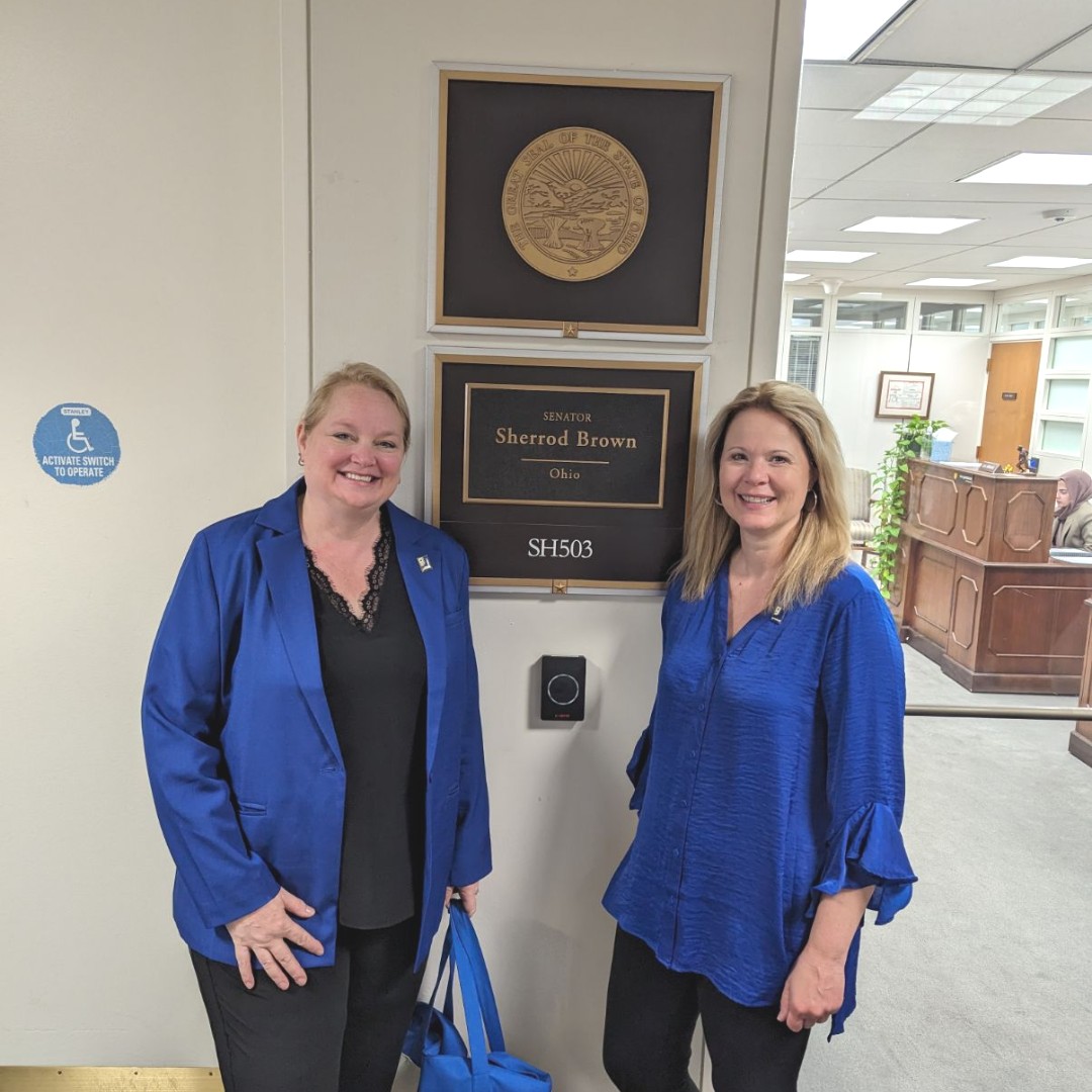 goodwillnow's tweet photo. @GoodwillCapHill Amy and Kellie are making their first stop to see @SenatorSherrodBrown!  Good luck out there ladies! Support Goodwill virtually by following this link; https://t.co/Plt72FVNsb
#GoodwillOnHill #goodwillnow #advocacyday2024 https://t.co/LaK7GeGMSZ