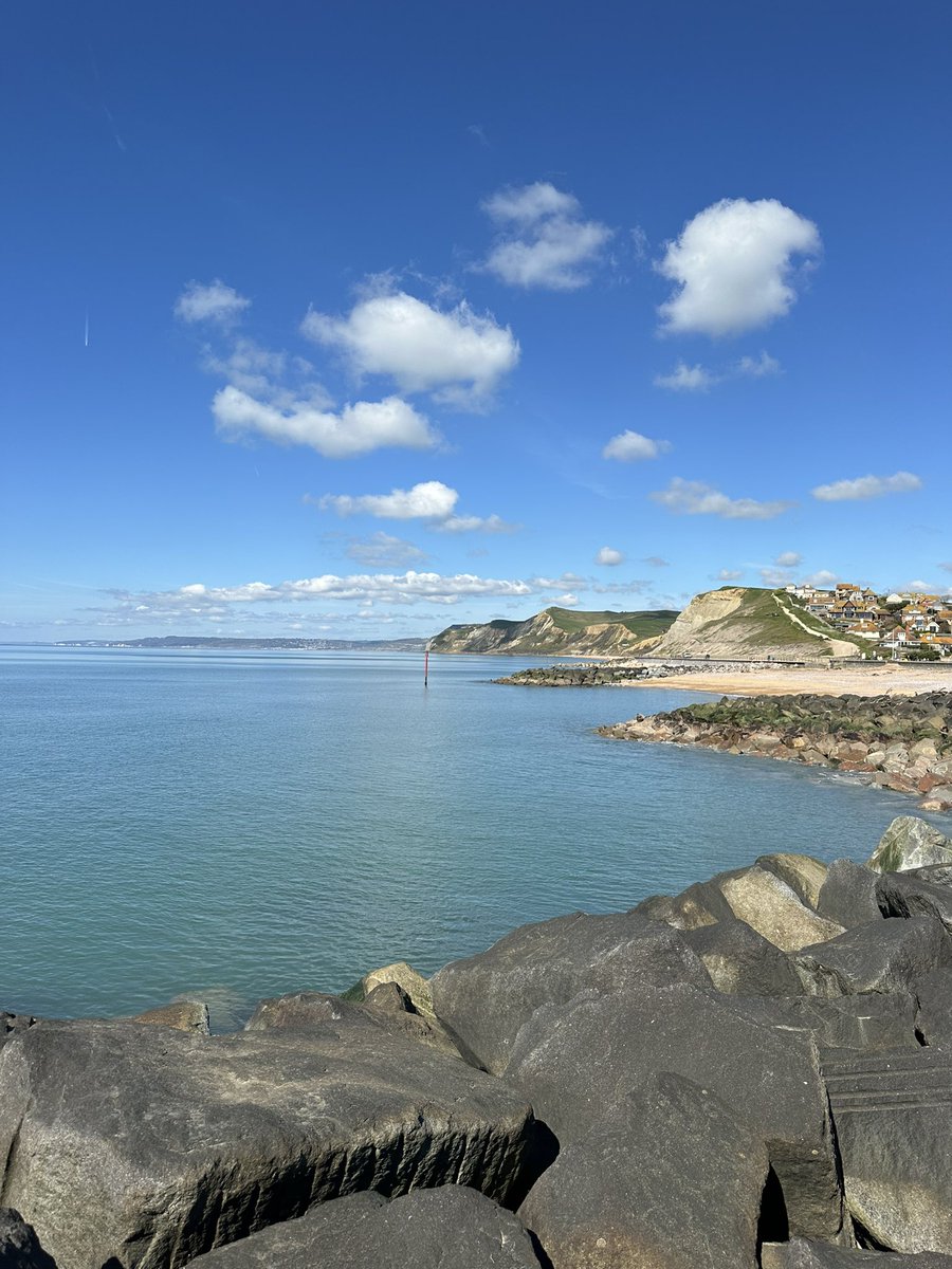 Lunchtime wonder around West Bay. What a day!