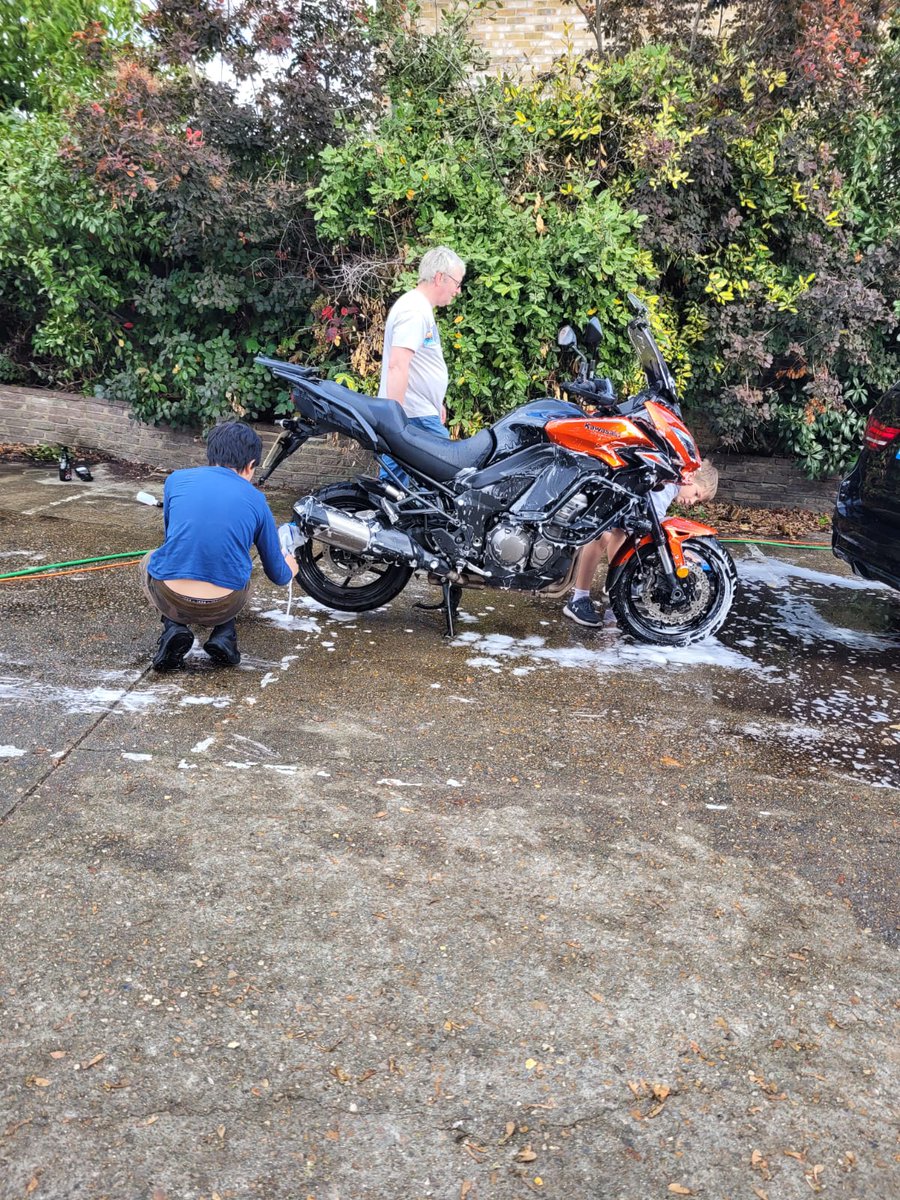 Last year, Lifeline Projects arranged a charity car wash to raise money for equipment for youth clubs. Motorbikes need to be clean too! #BarkingandDagenham #Fundraising #YouthClubs