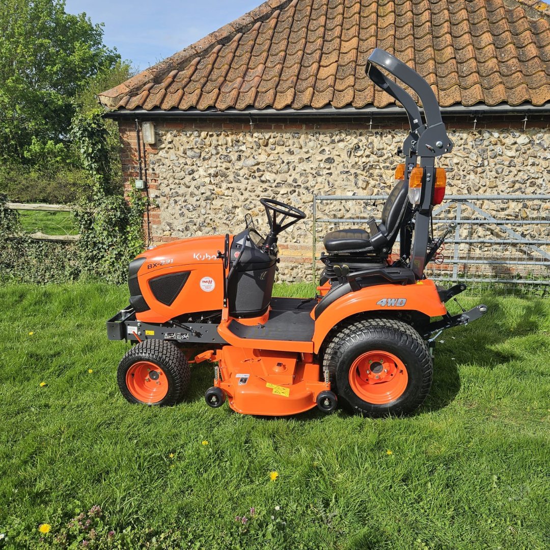 A very busy month for our Groundcare Sales Manager, Stacy Scoles 🟠🤝. He delivered and installed a range of brand-new #Kubota mowers from G and GR Series, the versatile BX-231 compact tractor and the robust RTV-X1110 to customers in North Norfolk.