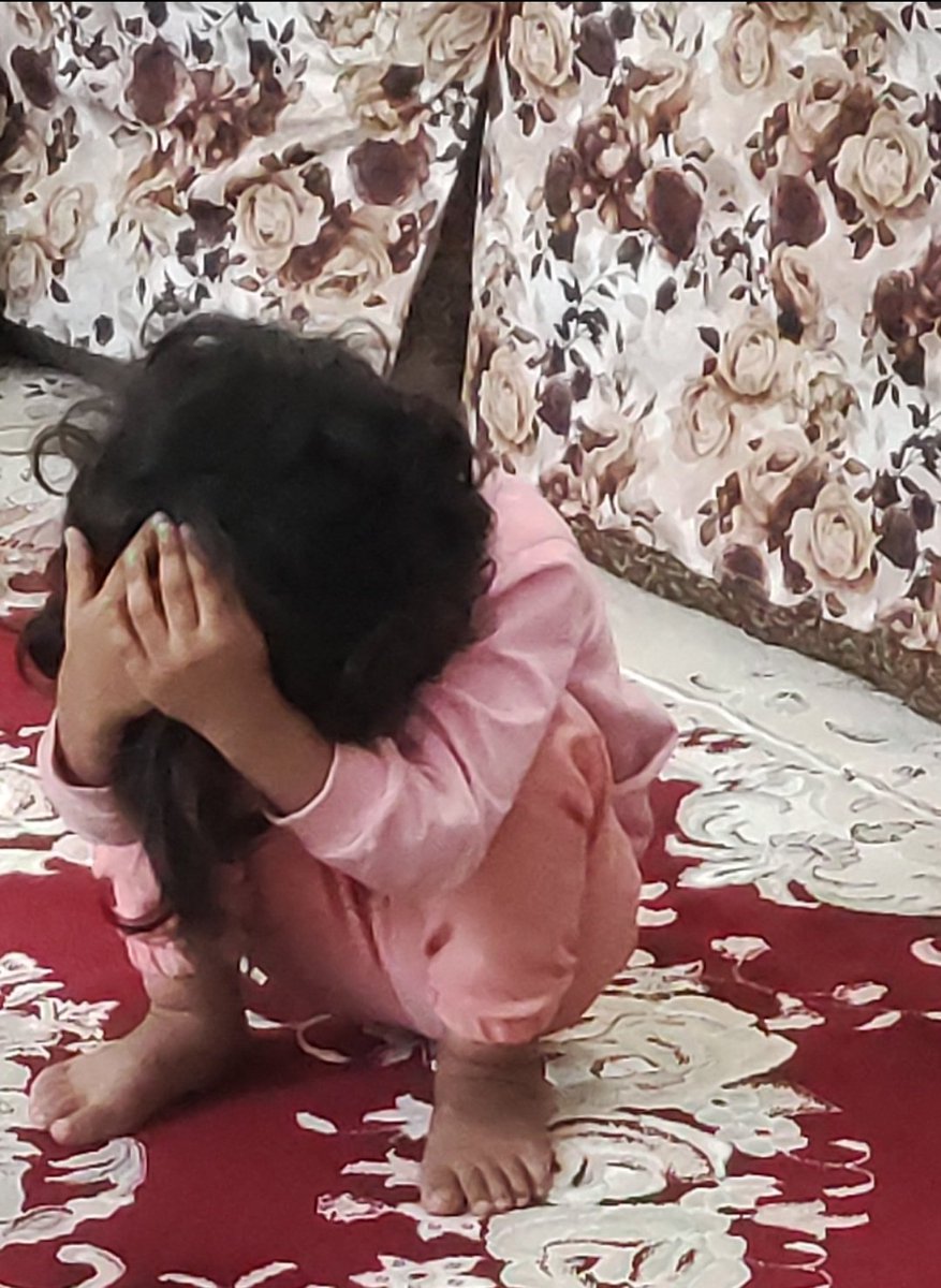 مامانش نیست عزا گرفته جوجه...