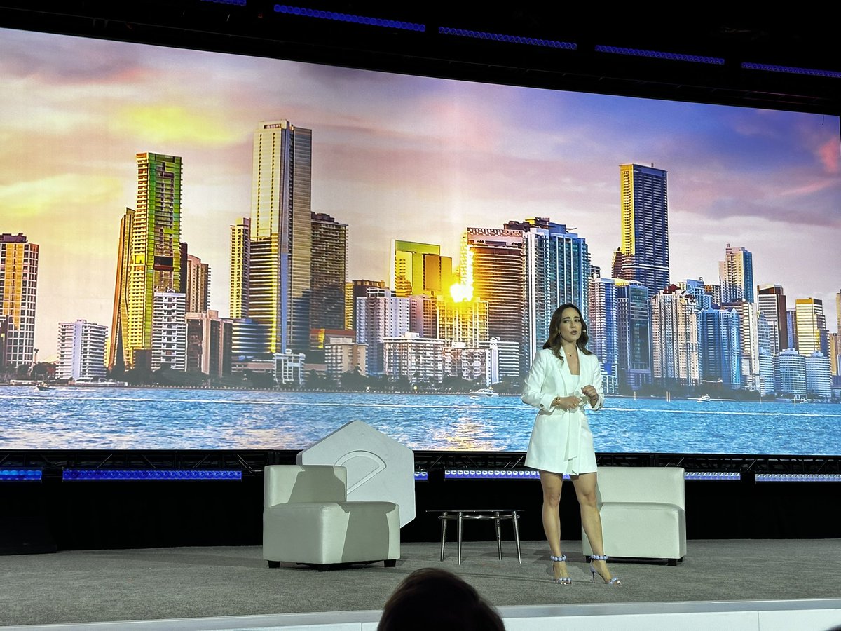 Laura I Maydón tweet media