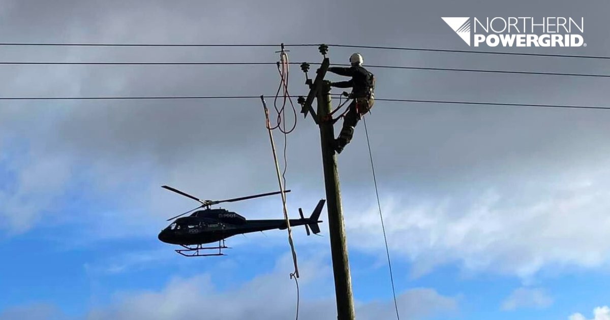 This International Linesperson Appreciation Day we say thank you 👏 to our #TeamPowergrid colleagues who work day in, and day out, to power people's everyday lives. Want to become an Overhead Linesperson? We're hiring now for Craftsperson Apprentices: ow.ly/L4QX50Rj4MR