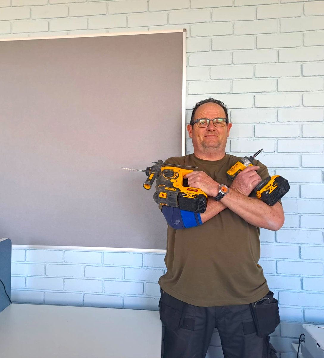 🛠️Big shoutout to superstar John🌟for volunteering his handyman skills all day today at our #PortsmouthDSA charity centre putting up notice boards and more! Thank you for helping to make our space better for our families! 🛠️✨#CommunityHero #Volunteer