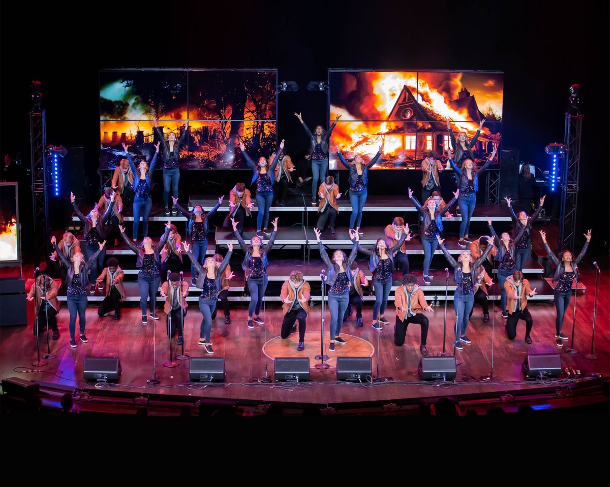 At the Heart Of America competition held March 16, 2024, in Orlando, Florida, Clinton’s Attaché Show Choir was named Grand Champion for the 29th consecutive time. Clinton’s Ambassadors Show Choir also made it into the finals as the only... clintonpublicschools.com/news-headlines…