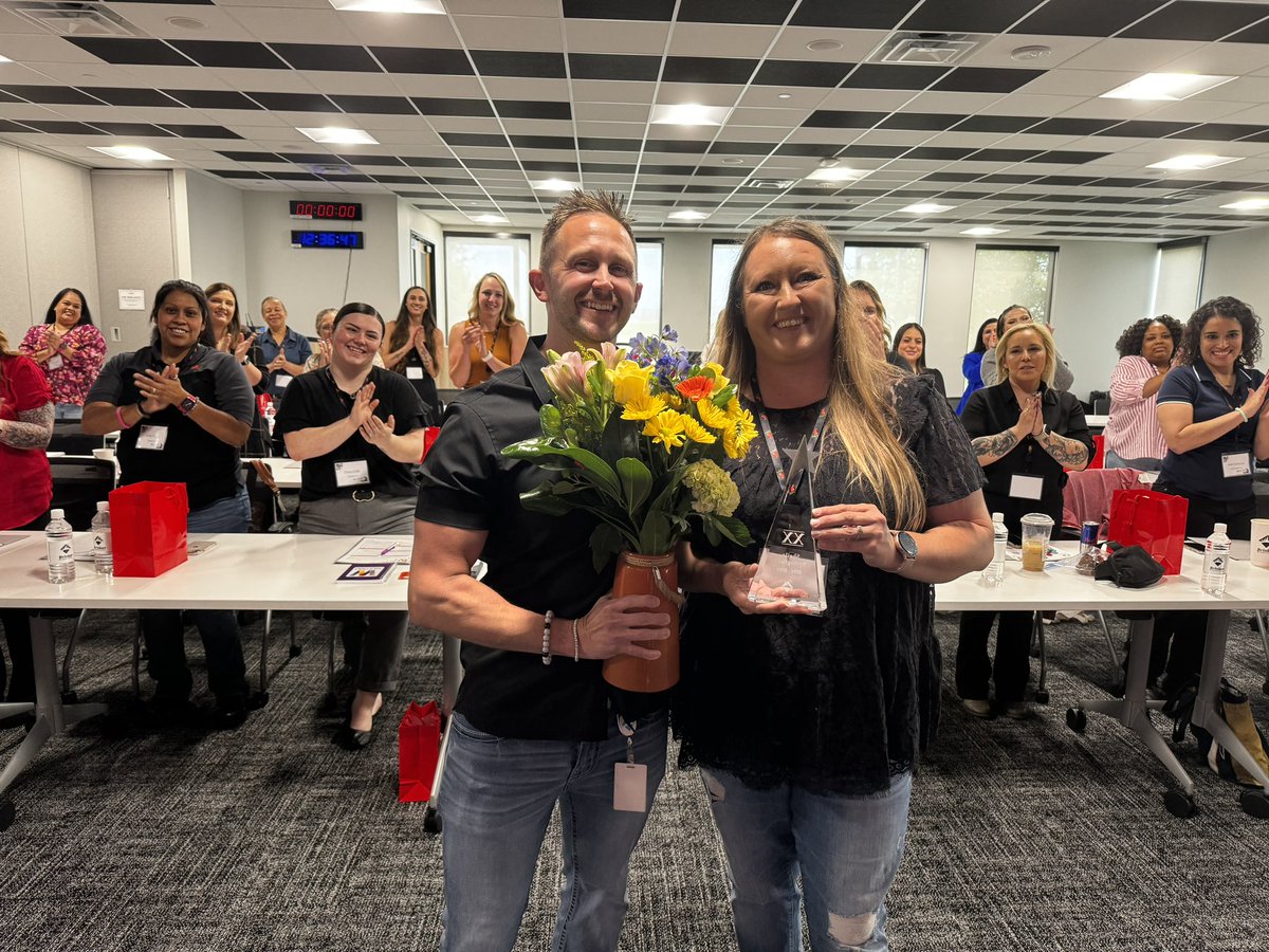 Cheers to these fantastic female leaders! Kicked off our newest WTL class yesterday and got to celebrate Sheila’s 20th anniversary with @chad_balfour 🌶️ ❤️