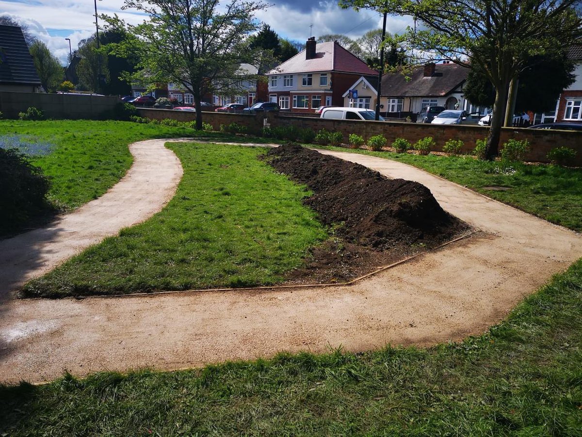 derby_parks's tweet photo. Arenโt the Derby Parks Volunteers brilliant! ๐๐ป๐ฑ
Theyโve been working very hard on the Nunsfield House Community Garden project. We think the pictures speak for themselves ๐
If youโd like to join in, visit ๐
https://t.co/rjz0x0CCqu
#derbyparks #Volunteerism https://t.co/F8ybDRa7oW