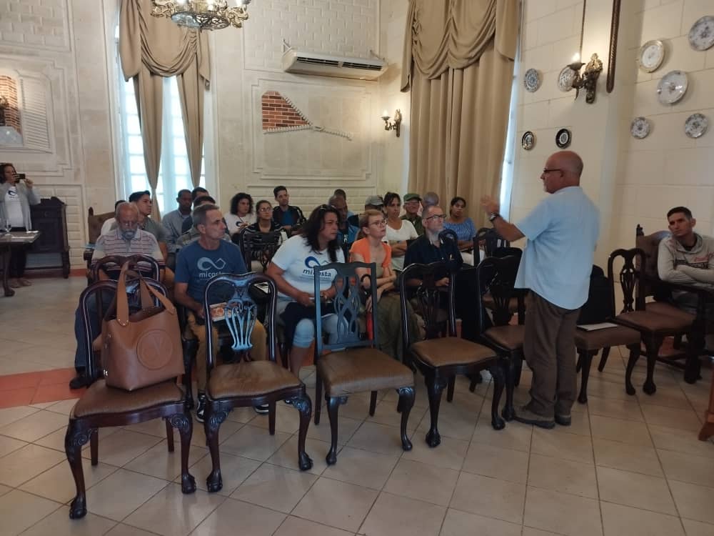 ylemus8's tweet photo. Se desarrolla taller territorial de capacitación, sensibilización e integración de actores para ratificar
y/o refrendar compromisos, y asegurar el cumplimiento de las metas 2024 del proyecto
Mi Costa en Pinar del Río, en el hotel Vuelta Bajo.
#MásCiencia, #ECOVIDA,#CITMA https://t.co/y0BziYedms