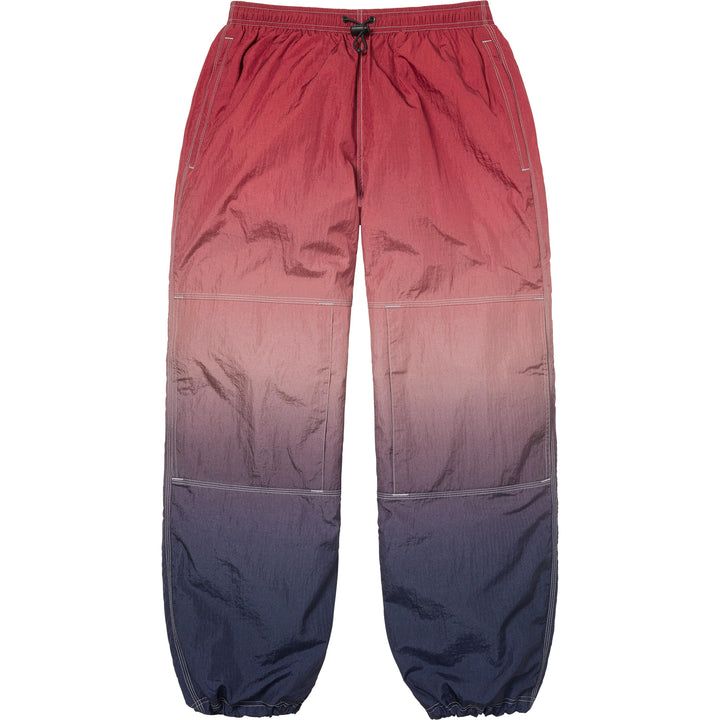 I slept

Love the gradient fade on today's Supreme®/Nike® Ripstop Track Pant drop but so did everyone else apparently