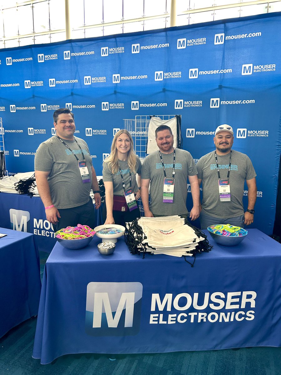 MouserElec's tweet image. Ready for another day at #FIRSTChamp !! Come check out all the excitement of the Innovation Faire 💡

@FIRSTweets #OMGRobots