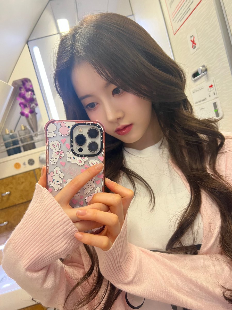 STAYC_talk's tweet photo. 🐩💬
핑꾸시니 잘 다녀오겠습니당💕💕

#STAYC #스테이씨 #Sieun #시은 https://t.co/jvRR1PGxDN