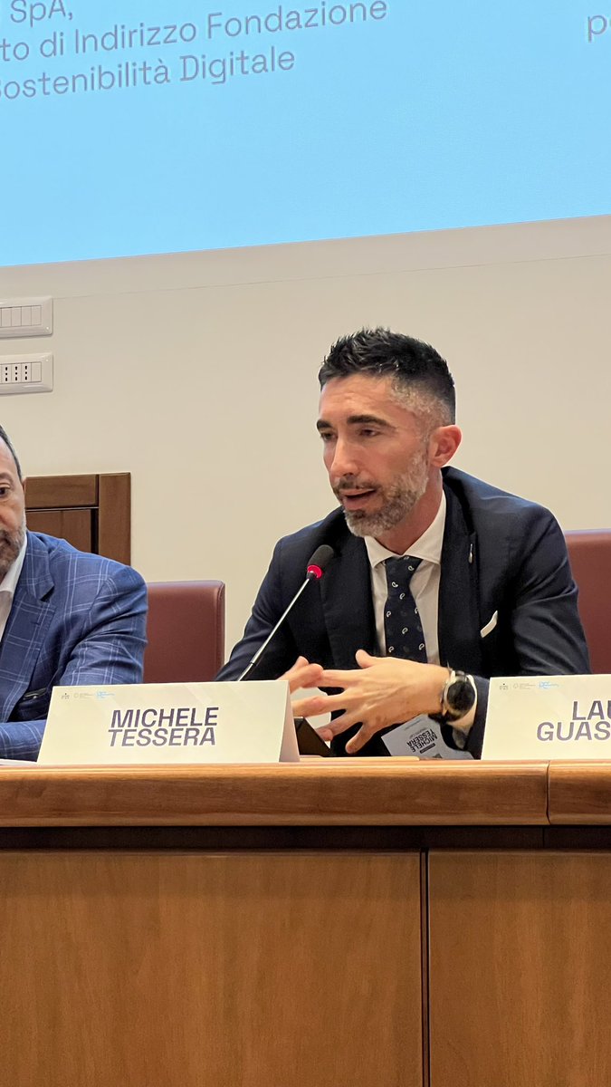 “Stiamo lavorando, attraverso la creazione di un #positionpaper, ai punti fondamentali per la trasformazione digitale sostenibile, credendo sempre nella #verticalizzazione all’interno di FSD ” Michele Tessera @gruppocap #DSD24 #DigitalSustainabilityDay #SostenibilitàDigitale