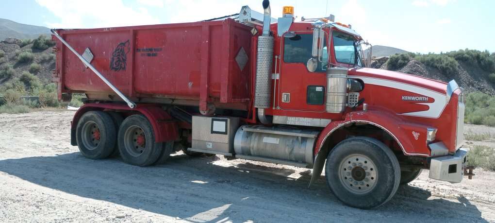 1996 Kenworth T800 Roll Off Dumpster/Dump Truck For Sale In Saratoga Springs, Utah 84045

$43,000

showroom.auction123.com/pro_market_con…
#Auction,#forsalebyowner,#Dumptruckforsale,