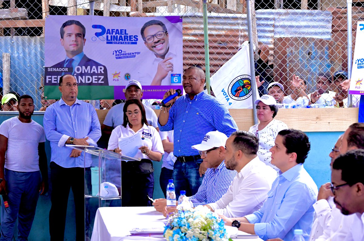 miprd's tweet photo. En el encuentro, acompaño al presidente del PRD y vocero de la alianza, los candidatos a diputado Rafael Linares, a senador Omar Fernández, vicepresidente Joel Díaz; secretaria general del PRD Peggy Cabral; secretario de organización del PRD Ramón Arnaldo Pimentel, así como una amplia comitiva de la Dirección Nacional del partido.