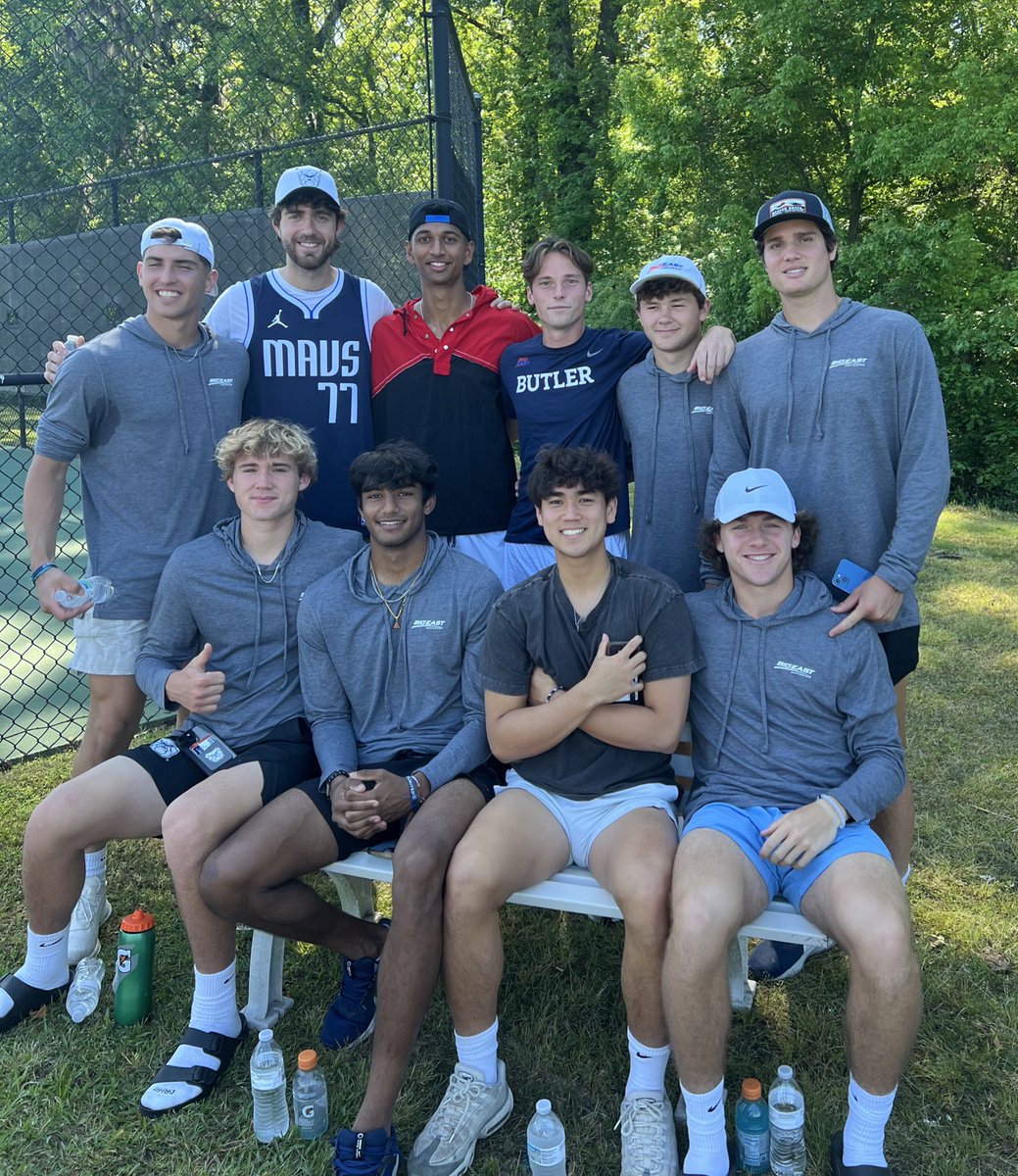 Dawgs Supporting Dawgs. @ButlerUMTennis on hand to support @ButlerWTennis in their BIG EAST first round match against Marquette this morning in Cayce, SC. #ButlerWay