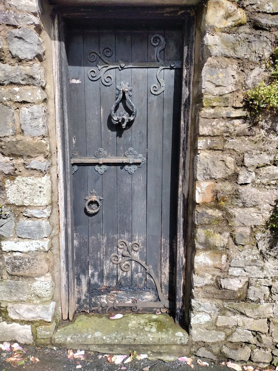 #NoContextDoors #DailyDoor 
Kirkby Lonsdale