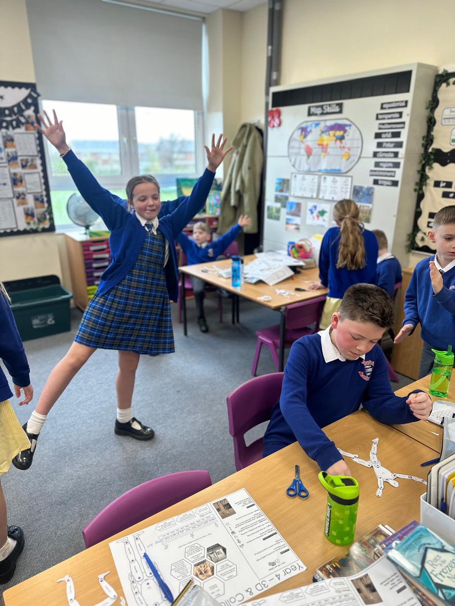 This afternoon in Year 4, the children were thinking about body form and movement. In pairs, one child posed while the other manipulated a paper manikin replicating their partner’s pose.