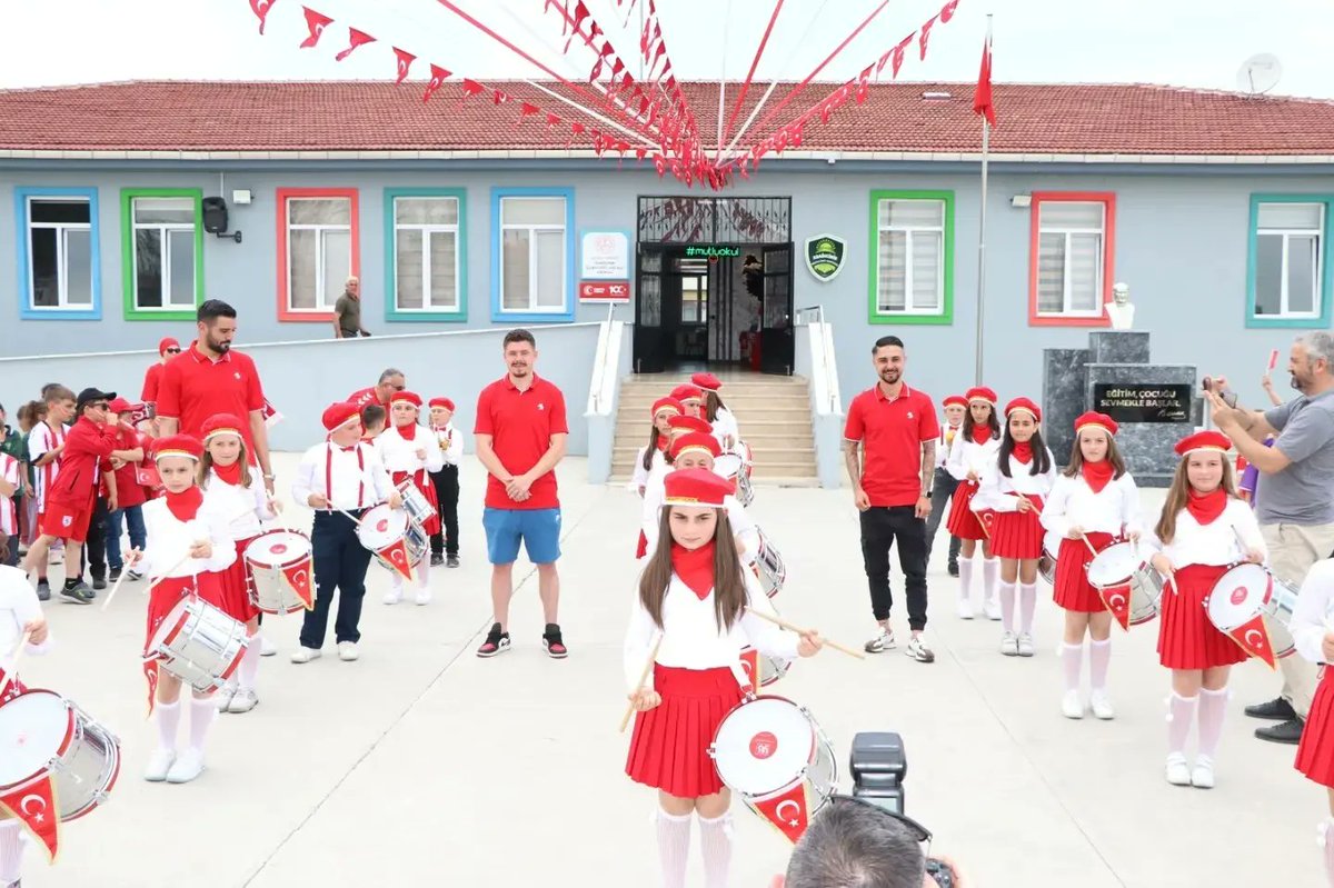 GSB_TekkekoyGM's tweet photo. Bugün günlerden Samsunspor ⚽🏃‍♂️🏃‍♀️🇹🇷 https://t.co/2nEGvfPdy7