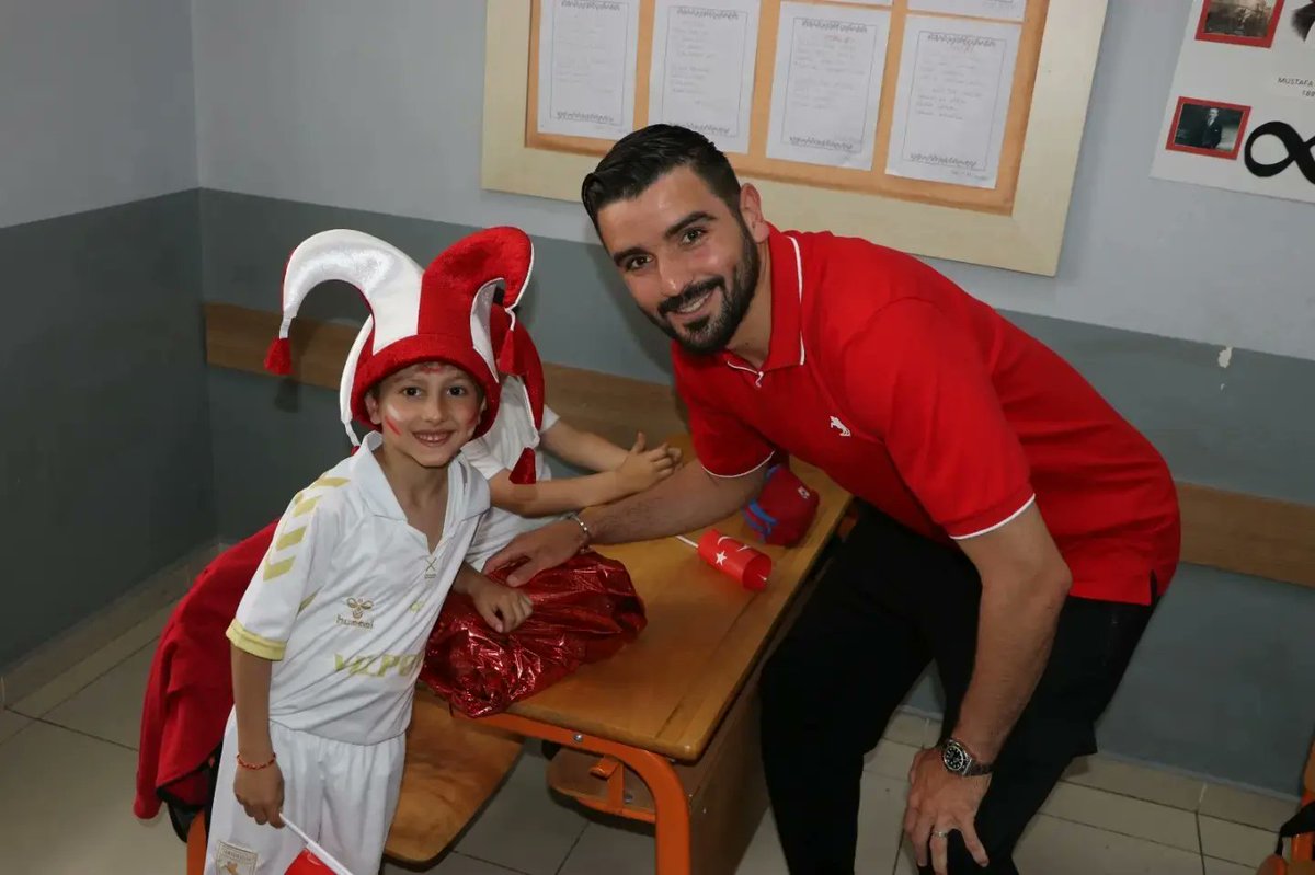 GSB_TekkekoyGM's tweet photo. Bugün günlerden Samsunspor ⚽🏃‍♂️🏃‍♀️🇹🇷 https://t.co/2nEGvfPdy7