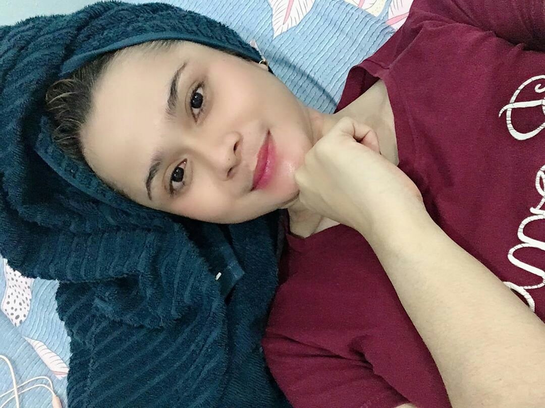 Davina Faiqah (@davinafaiqah) on Twitter photo karena kak <a href="/SayidaturZahra/">Alissa Sayidatur Zahra</a> lg di singapore, aku jadi kelimpahan client nya yg di jakarta sebulan ke depan hahaha karena kak <a href="/SayidaturZahra/">Alissa Sayidatur Zahra</a> lg di singapore, aku jadi kelimpahan client nya yg di jakarta sebulan ke depan hahaha