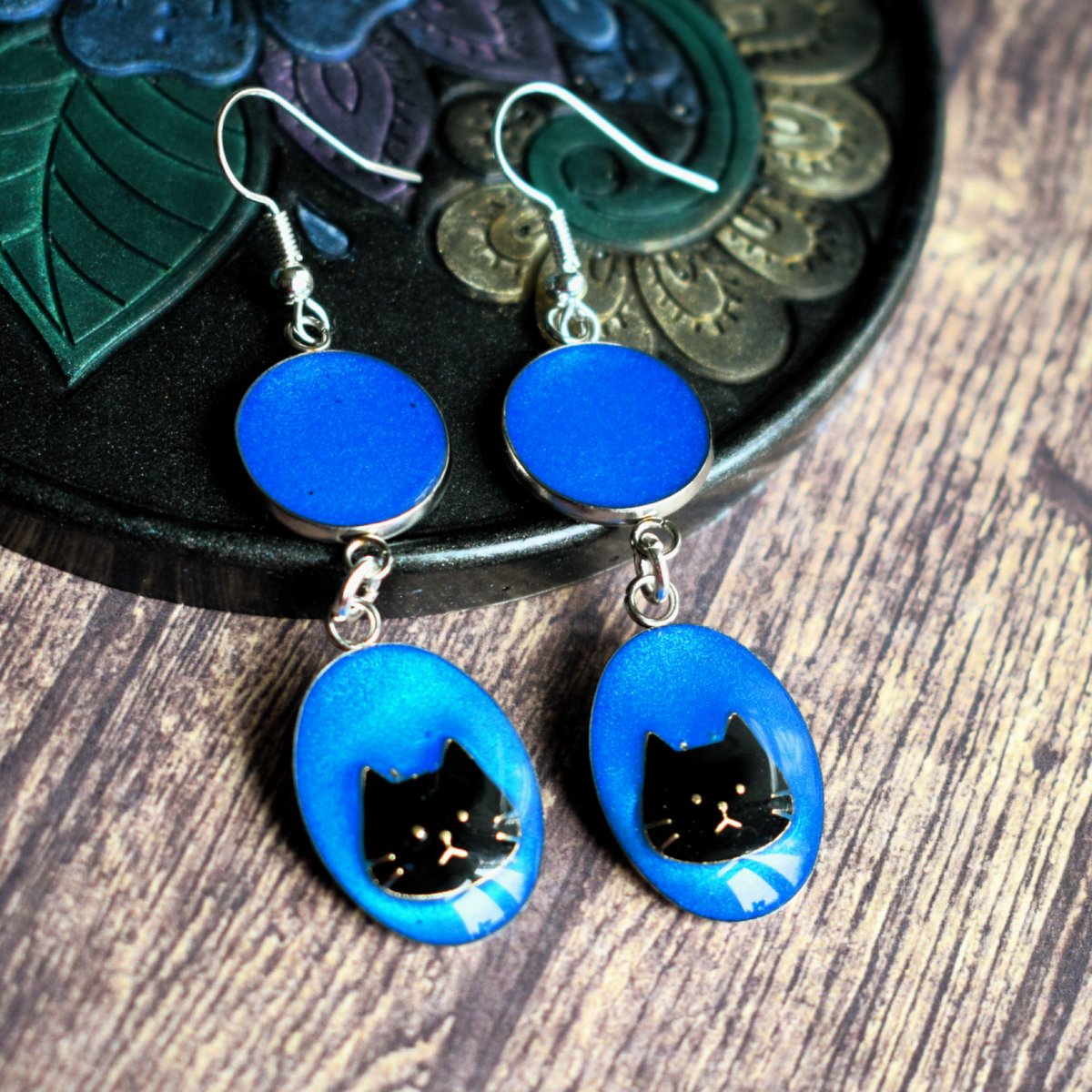 Some new black cat earrings in my Folksy shop this afternoon!

#blackcat #CatsLover #newonfolksy #UKMakers

folksy.com/items/8328694-…