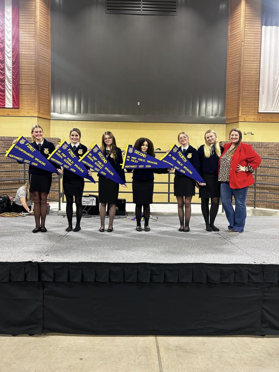 📷Area Advancement Alert📷

Congratulations to our students who competed yesterday at the Northwest Speaking Development and Talent contests! 
#PantherPride
