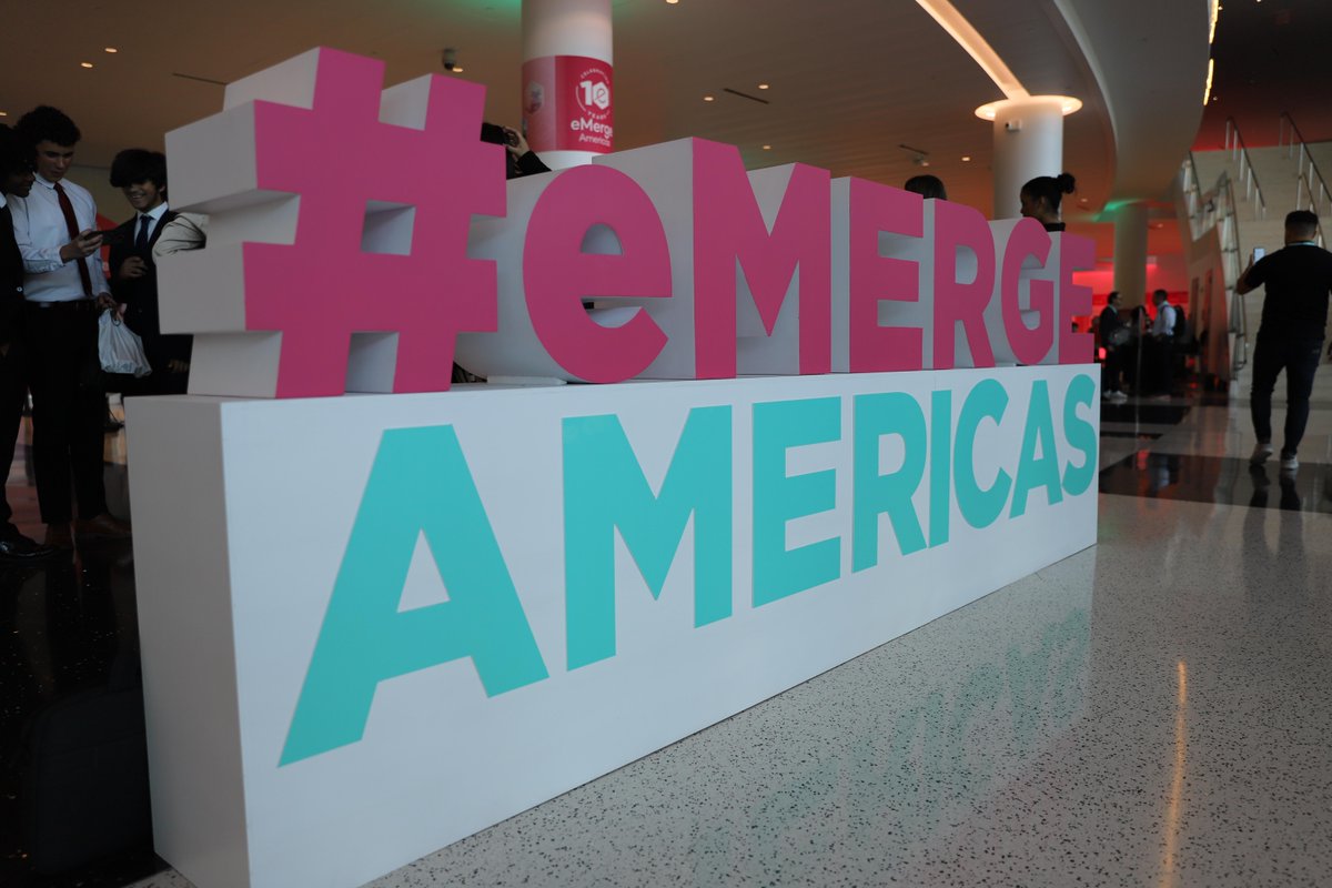 SiliconVlyBank's tweet image. #eMergeAmericas is underway!

If you&apos;re at the conference, be sure to stop by booth #1027 to meet our team, demo SVB Go and refill your water bottle at our @getBevi machine.

@eMergeAmericas #YesSVB