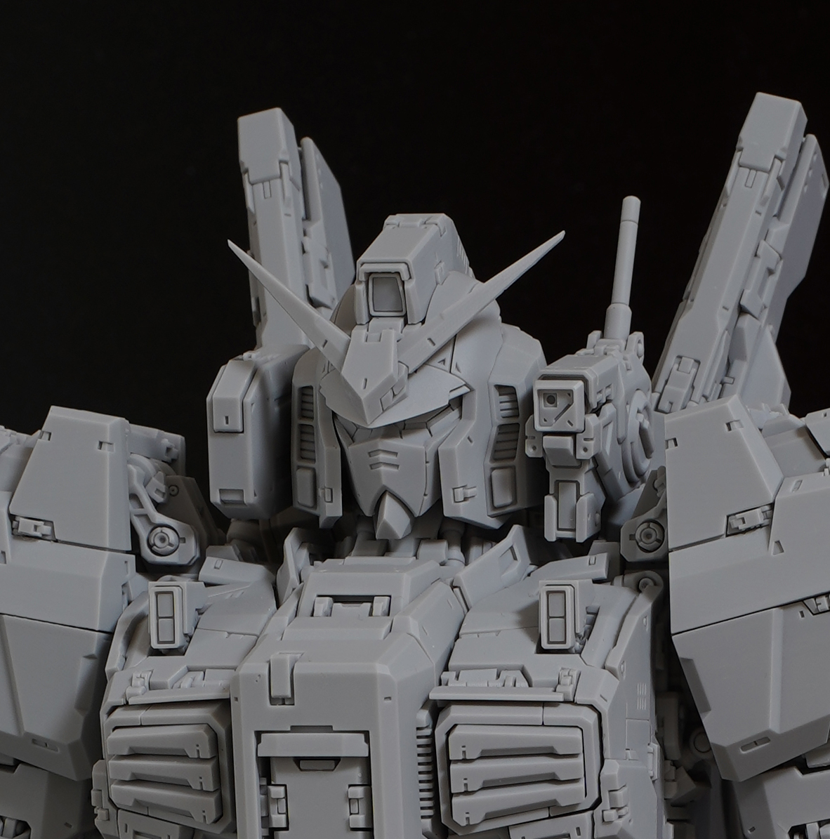 WIP - Calibrate details and proportion - Improved assemblability - Two types of decals (AEUG/Titans) - G-Defenser?