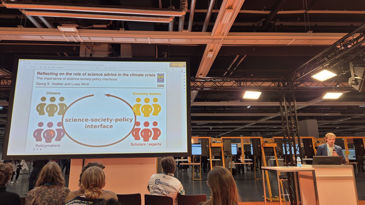 Grateful also for this #EGU2024 experience: Engaging with people outside my sea ice  bubble. Great pico session on the Science- Policy interface happening now!