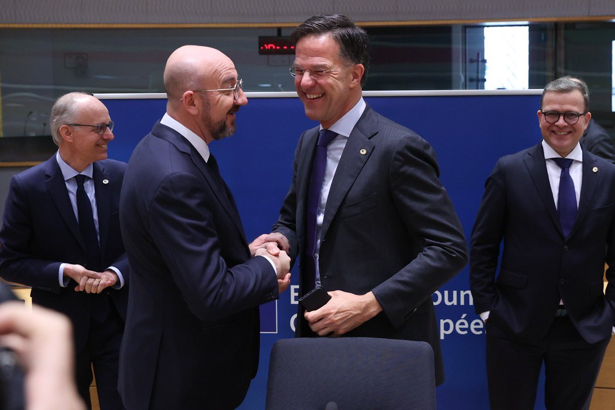 CharlesMichel's tweet photo. The Single Market is our most valuable asset. It is not a technical project, it is a political one. We need a new deal for Europe on competitiveness.

We discussed the ambitious proposals in @EnricoLetta's report.
We must turn the #SingleMarket into the most competitive, innovative, technologically advanced, green powerhouse in the 🌍.