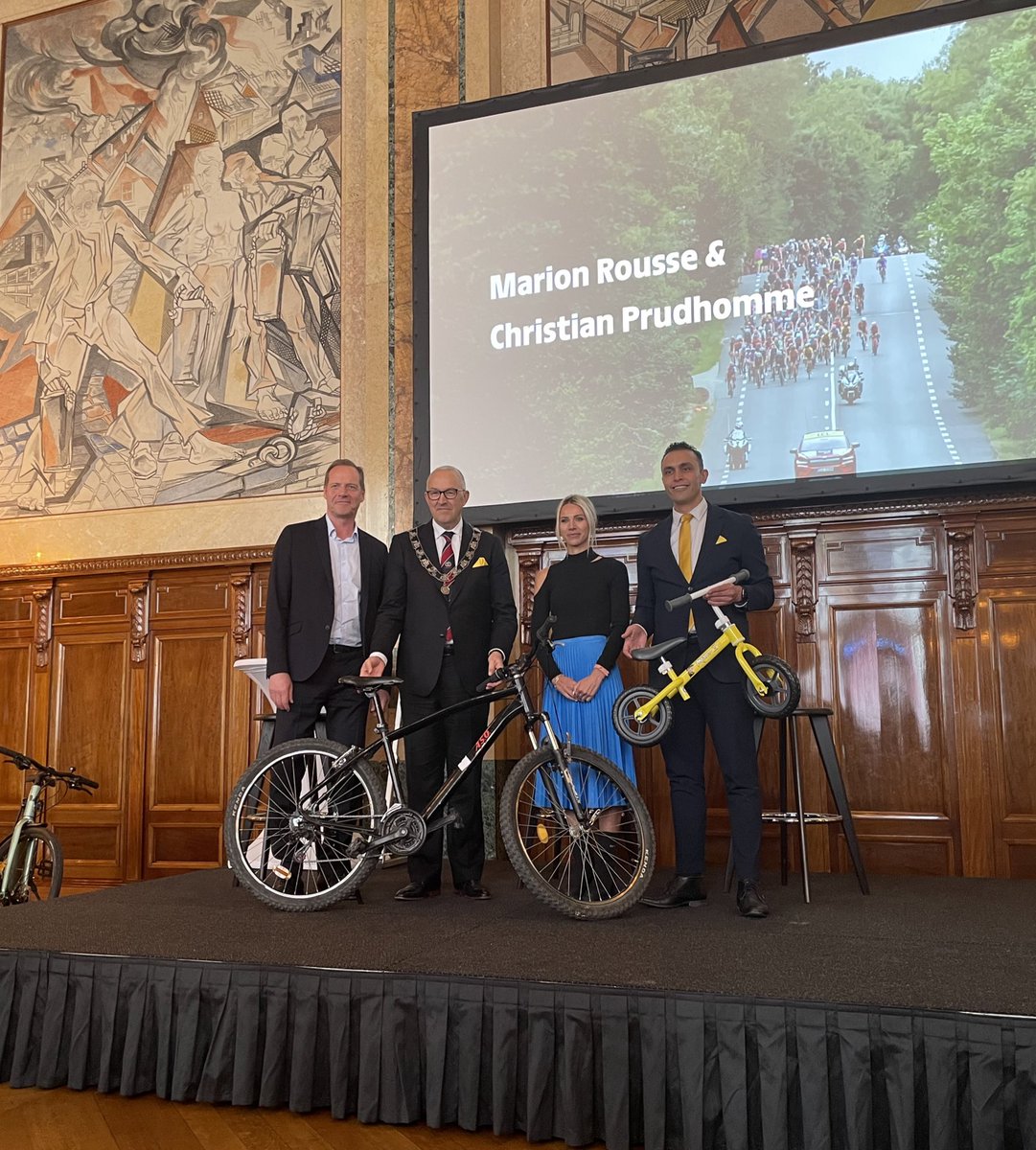 🚲 To bring bikes in everyone’s life, some will be given to those who needs it. Here’s the first one, offered by Marion Rousse and Christian Prudhomme. 🚲 Des vélos seront également offerts à ceux qui n’en ont pas. Marion Rousse et Christian Prudhomme ont le plaisir d’offrir le…