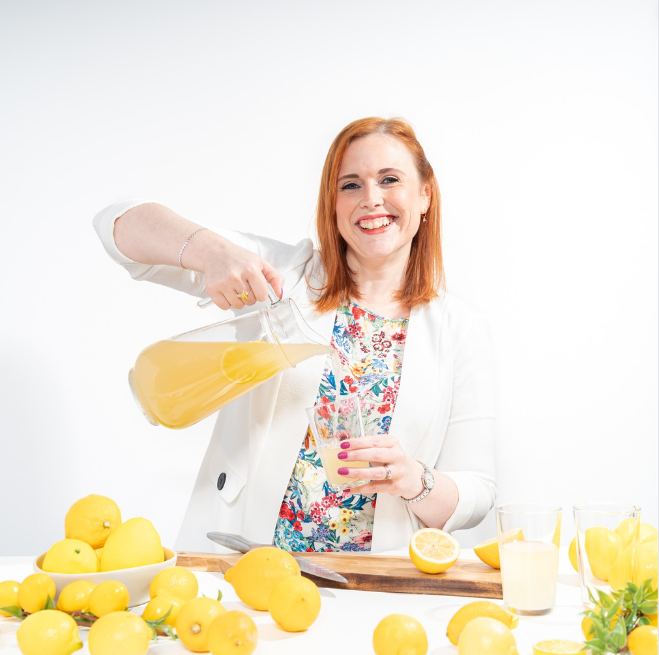 Youbee Media tweet media