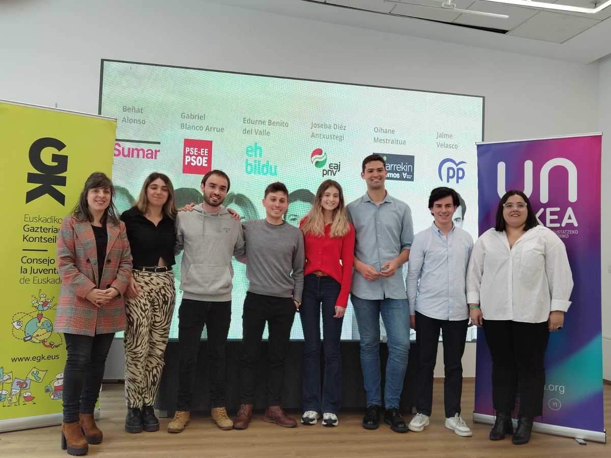 🗣En esta campaña nuestros compañeros @ander_urte y @arruegab han participado en diferentes debates electorales celebrados en la @upvehu y #Bilbao 🌹En ellos han defendido el programa socialista y nuestras medidas para las y los jóvenes. 🙏Eskerrik asko erakunde antolatzaileei!