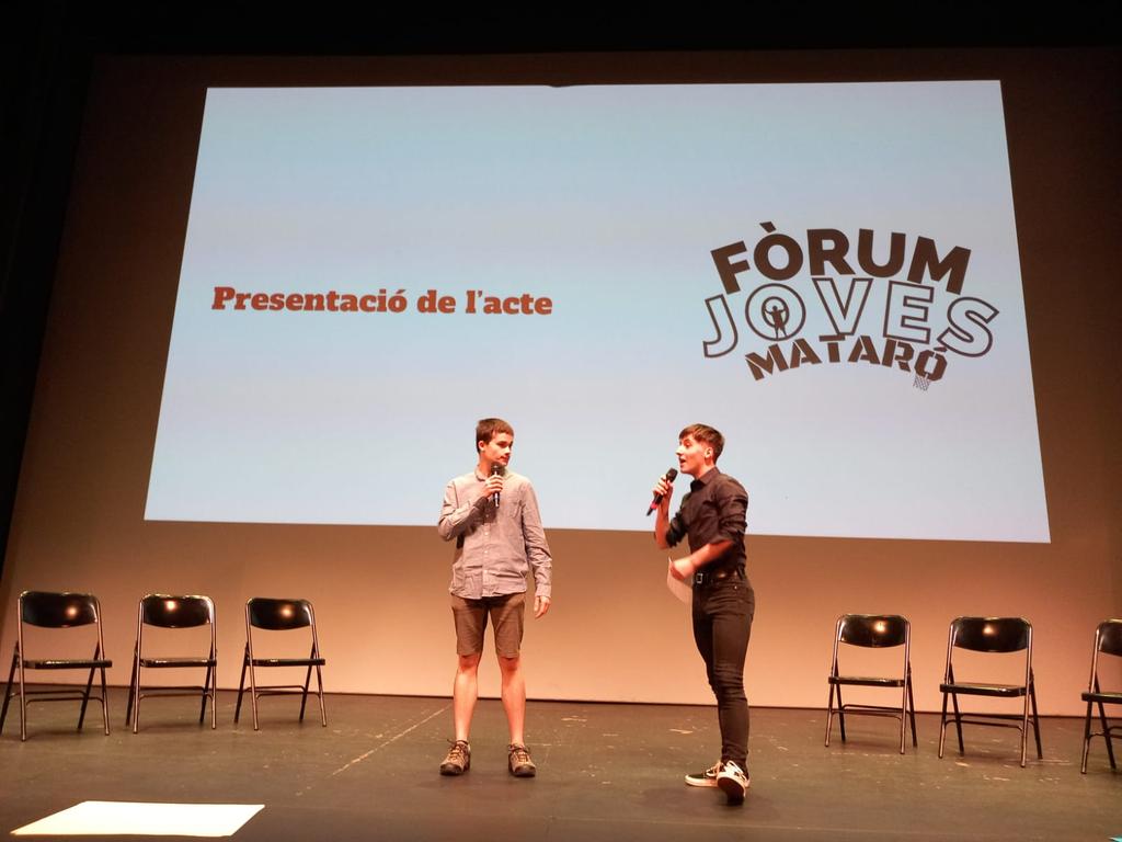 SEZ Mataró (CRP, EAP i LIC) (@semataro) on Twitter photo La direcció del <a href="/SSTTMVO/">ST_MVO</a> inaugura el III Fòrum de Joves de Mataró. Un espai de participació de la ciutat adreçat a l'alumnat de 4t d'ESO. La direcció del <a href="/SSTTMVO/">ST_MVO</a> inaugura el III Fòrum de Joves de Mataró. Un espai de participació de la ciutat adreçat a l'alumnat de 4t d'ESO.
