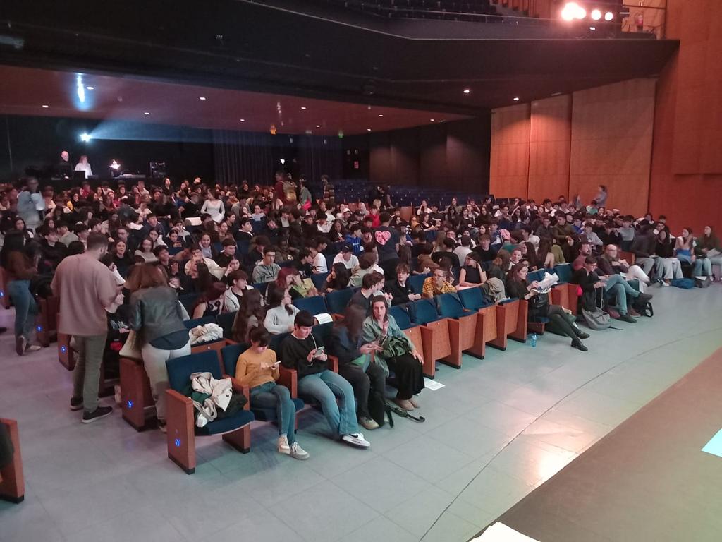 SEZ Mataró (CRP, EAP i LIC) tweet media