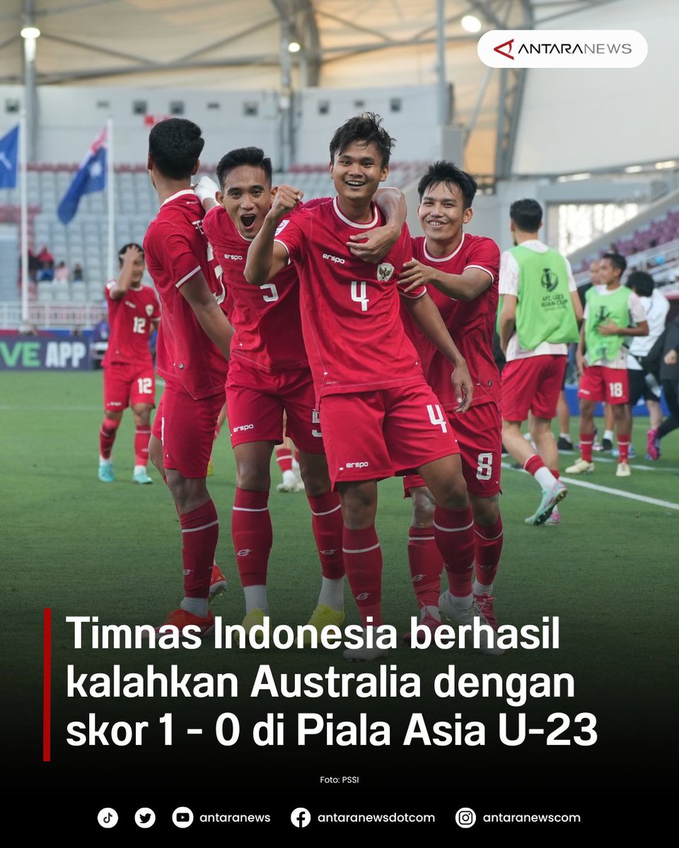 antaranews's tweet photo. Timnas Indonesia U-23 mengamankan kemenangan 1-0 atas Australia pada pertandingan kedua Grup A Piala Asia U-23 2024, di Stadion Abdullah bin Khalifa, Doha.
Gol Garuda Muda dicetak oleh Komang Teguh pada menit ke-45. 🔥
#TimnasDay #IndonesiaDay https://t.co/h5ElkErI1i