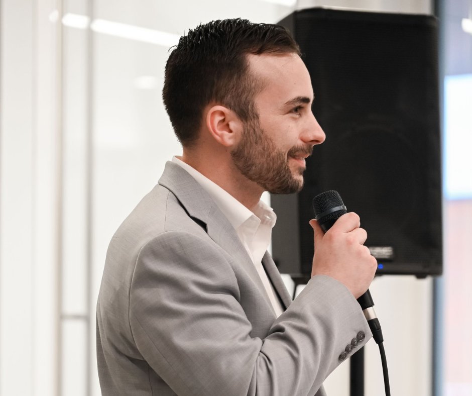 Last week in D.C., we previewed Modern Warrior LIVE for mental health, veteran, arts, and social justice leaders. Among others, thank you to Principal Deputy Assistant Secretary <a href="/tomcoderre/">Tom Coderre</a> from <a href="/samhsagov/">SAMHSA</a> and longtime friend / supporter <a href="/maffyfitz/">(((Melissa Fitzgerald)))</a> from <a href="/_ALLRISE_/">All Rise</a> for joining us!