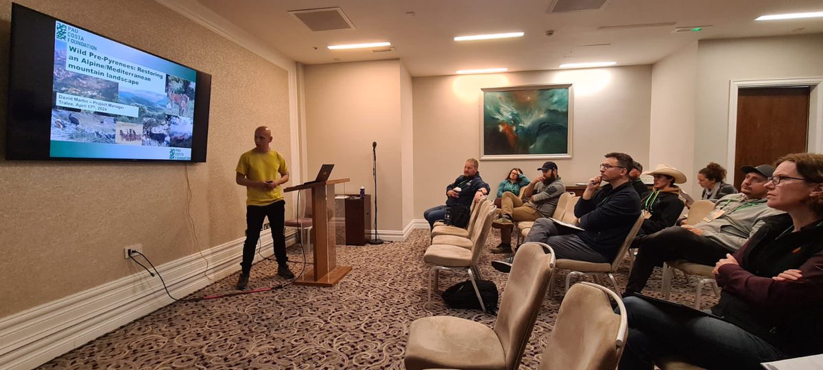 PauCostaF's tweet photo. 📢 𝗗𝗮𝘃𝗶𝗱 𝗠𝗮𝗿𝘁𝗶́𝗻, from the Knowledge and Applied Science Area, has presented the #WildPrePyrenees project and the Declaration on the management of large wildfires in Spain at #FBF2024 in #Tralee.

More ℹ️ on:

👉 Wild Pre-Pyrenees, on https://t.co/pIOORUvYxb
👉 The Declaration, on our website. 

Thank you @IAWF for the opportunity to showcase our work at the conference! 🙌